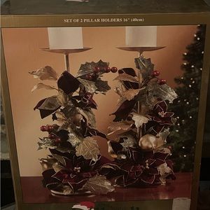 Set of 2 Dillard holiday candle holders New